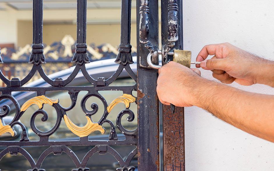 serrurier ouverture de porte service Martigues