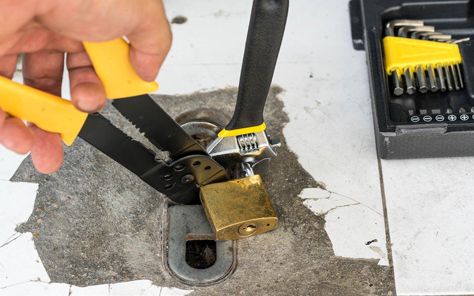 serrurier ouverture de porte service Martigues